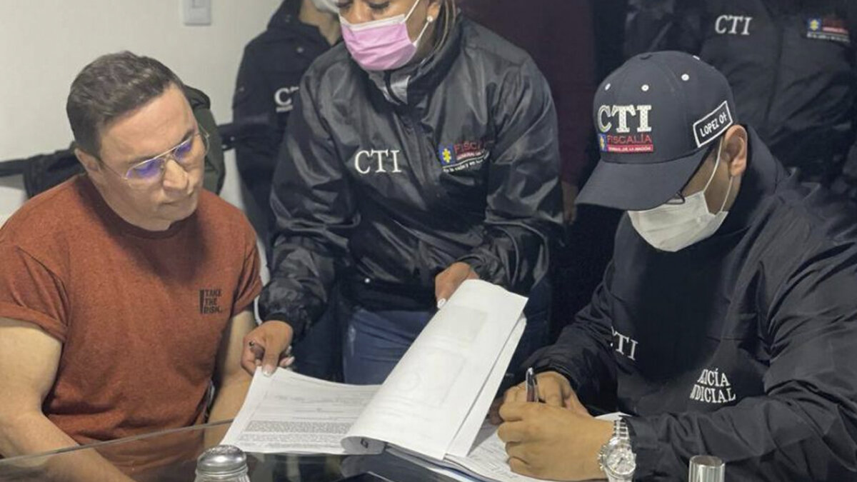 EN VIVO: Arrancó el último juicio oral contra Yhonier Leal 1 EN VIVO: Arrancó el último juicio oral contra Yhonier Leal En el Complejo Judicial de Paloquemao de Bogotá se está llevando a cabo la última audiencia del juicio contra Yhonier Leal. La Fiscalía pedirá la "máxima condena".