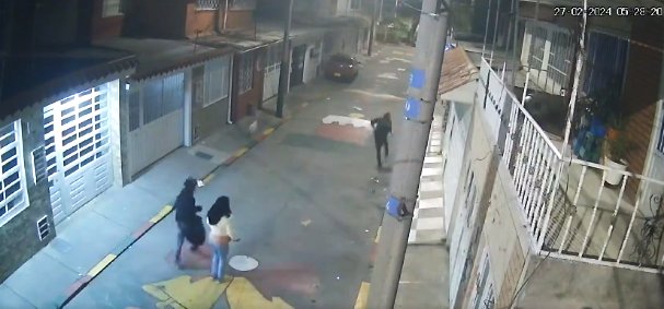 Captan intento de robo en Madelena: presunto ladrón habría resultado herido 2 Captan intento de robo en Madelena: presunto ladrón habría resultado herido La víctima reacciona y habría dejado herido al presunto ladrón.