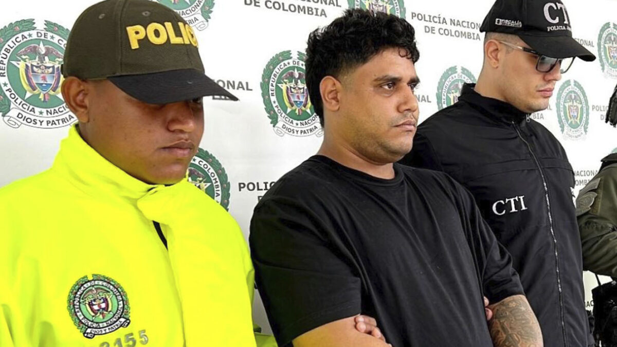 El diabólico pacto de alias ‘El Gato’ no le sirvió Esta es la escalofriante historia del delincuente Michael Humberto Pérez Cadavid, también conocido bajo el alias de ‘El Gato’, a quien se le atribuyen alrededor de 50 homicidios.