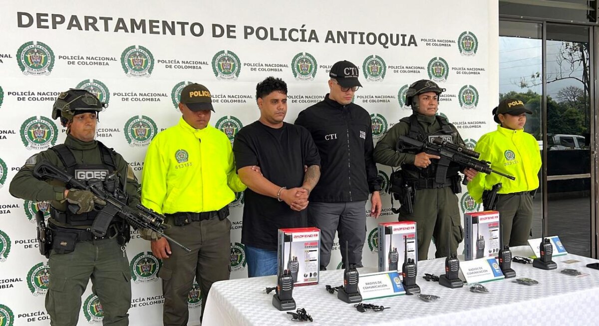 El diabólico pacto de alias ‘El Gato’ no le sirvió Esta es la escalofriante historia del delincuente Michael Humberto Pérez Cadavid, también conocido bajo el alias de ‘El Gato’, a quien se le atribuyen alrededor de 50 homicidios.