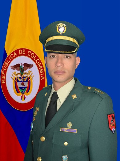 Este es el soldado señalado de asesinar a capitán y sargento del Ejército Al menos dos militares muertos y dos más heridos provocó el ataque de un soldado en hechos confusos ocurridos en el Batallón de Selva No. 49, ubicado en La Tagua, Putumayo.