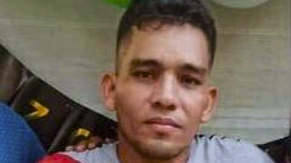 Hombre murió en un motel tras reencontrarse con el amor de su vida En medio del encuentro íntimo, el hombre perdió el conocimiento y convulsionó.