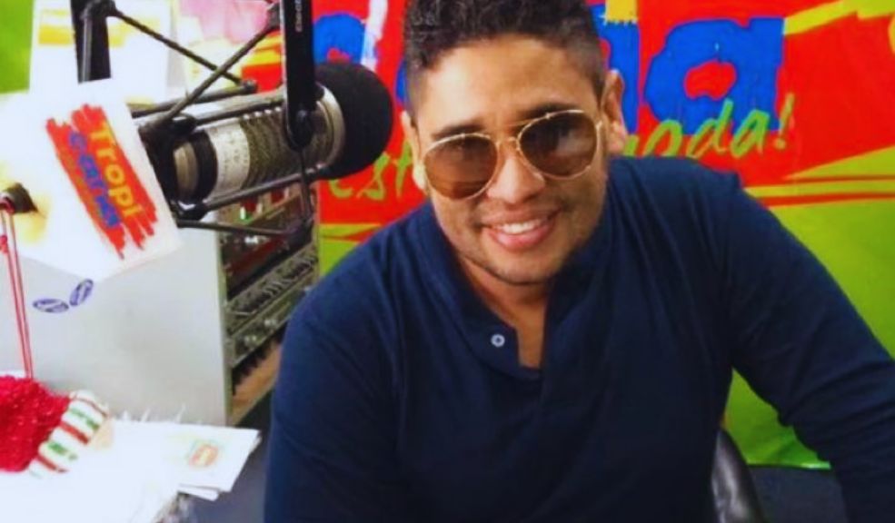 Locutor de Tropicana fue despedido por insultar a su compañera y al presidente Petro El locutor Francisco “Paco” Ramírez, afirmó que fue despedido de la emisora y que no se arrepiente de lo dicho al aire.