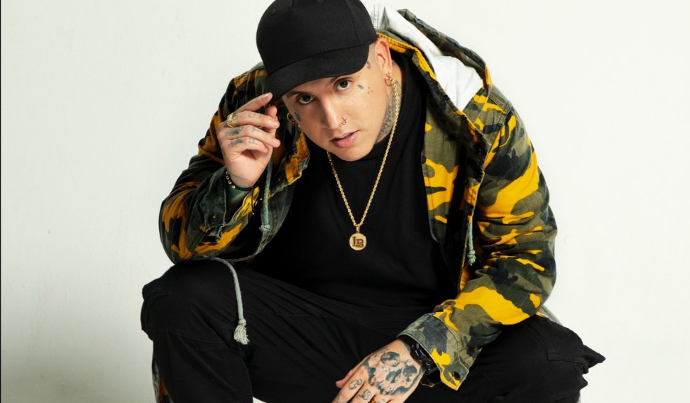 'Mi historia', el corrido que cuenta la vida del paisa Teo LB El reconocido artista colombiano Teo LB ha lanzado su más reciente creación musical titulada "Mi Historia".