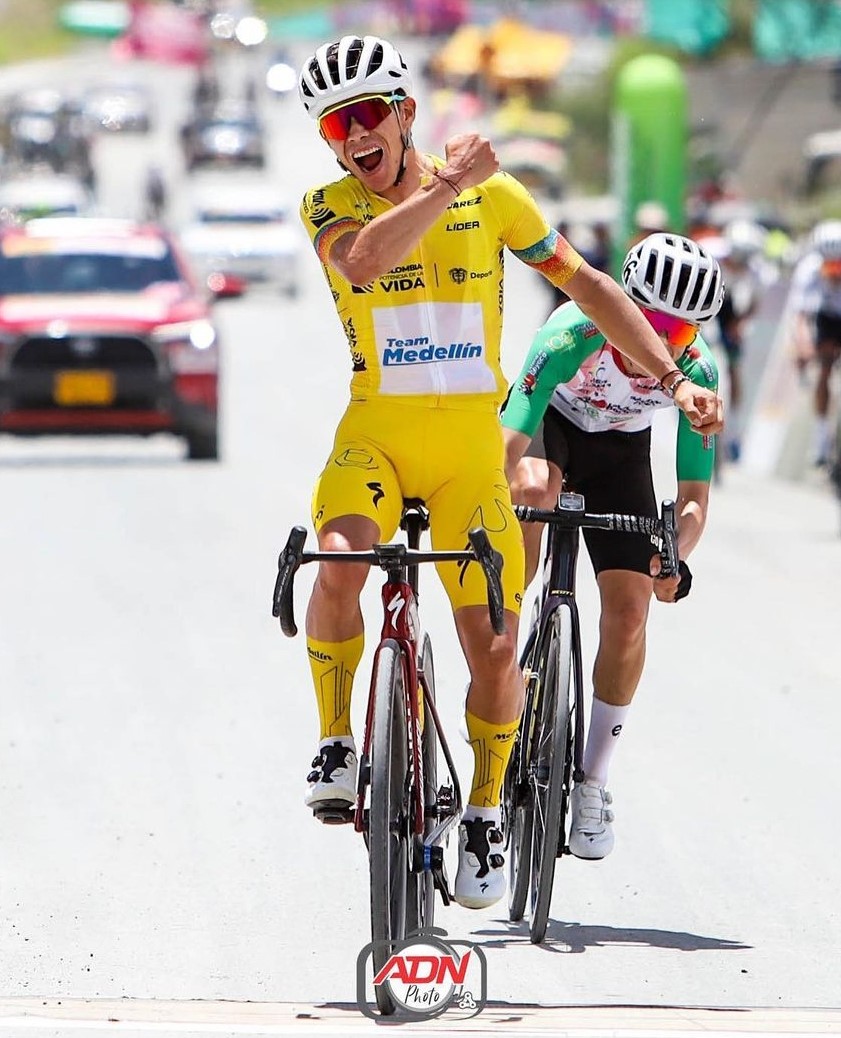 Retiran a 'Supermán' López de investigación por dopaje 2 Retiran a 'Supermán' López de investigación por dopaje El ciclista colombiano, 'Supermán' López, quedó absuelto de la investigación por presunto dopaje.
