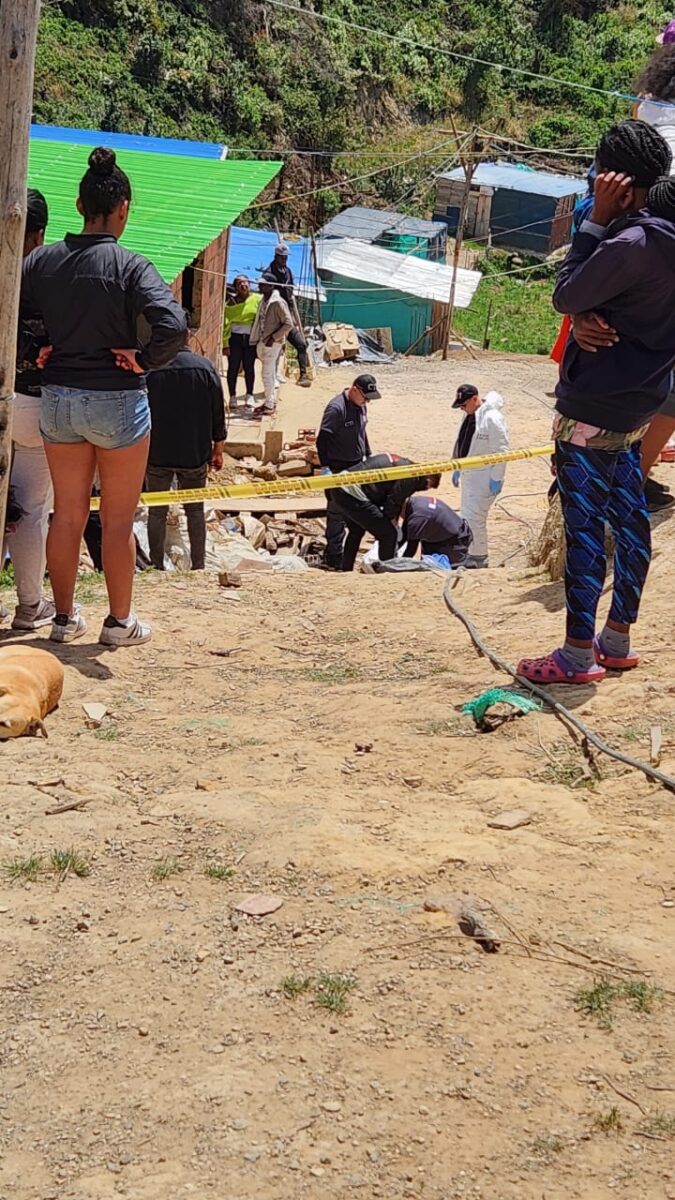 Sicario asesinó a comerciante en Usme Un comerciante de 38 años fue asesinado luego de recibir una llamada que lo obligó a salir de su casa en Usme.