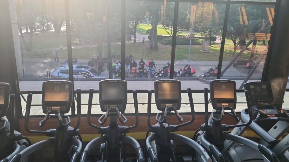 ÚLTIMA HORA: Balacera en el parque de la 93 Sobre las 7:30 de la mañana de este miércoles se registró una balacera en inmediaciones del parque de la 93.