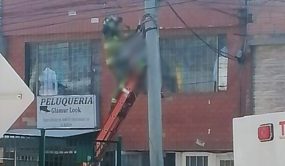 ÚLTIMA HORA: Operario de empresa de telecomunicaciones se electrocutó en Usaquén Un trabajador de una empresa de telecomunicaciones se electrocutó en el barrio Babilonia, de Usaquén.
