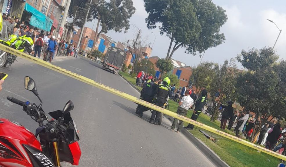 Grave accidente deja un ciclista muerto en Bosa El fatal accidente dejó a un ciclista muerto.