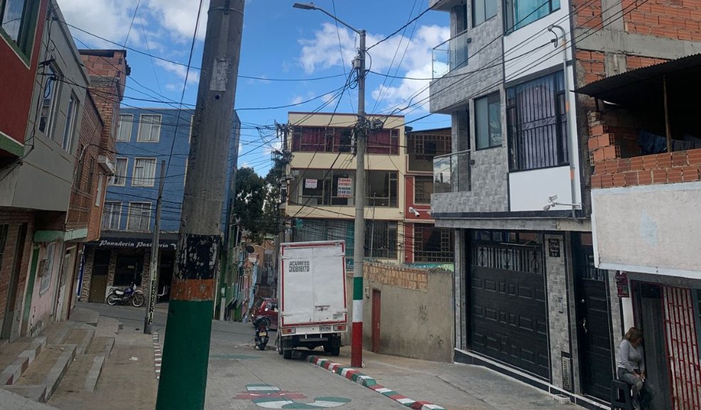 Atroz feminicidio en vivienda de Usme Claudia Llaneth Agudelo Torres, de 31 años, fue la nueva víctima de feminicidio en la capital del país y hoy desde el periódico Q’HUBO, nos unimos al llamado de justicia para que su crimen no quede impune y el responsable pague tras las rejas su infame acto.