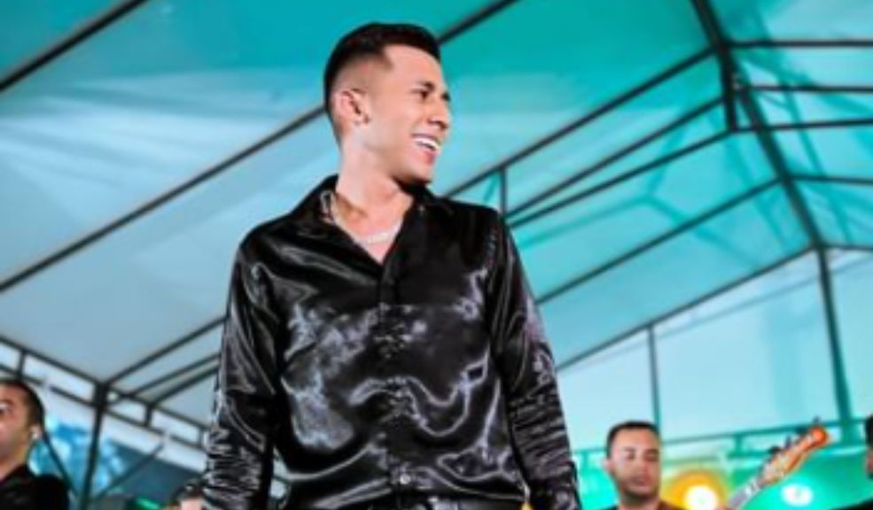 Sebastián Ayala reveló cómo llegó a grabar junto a Jhonny y Andy Rivera Sebastián fue a buscar a Jhonny hasta su finca para que escuchara su canción.