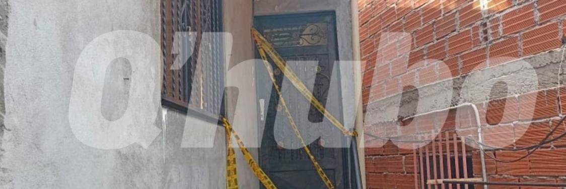 ¡Atroz feminicidio! Mujer fue apuñalada y asesinada dentro de su casa Una mujer identificada como Deisy Yaneth Vargas Castro fue brutalmente asesinada con arma blanca, presuntamente, por su expareja sentimental. Los hechos ocurrieron el pasado viernes en horas de la noche.