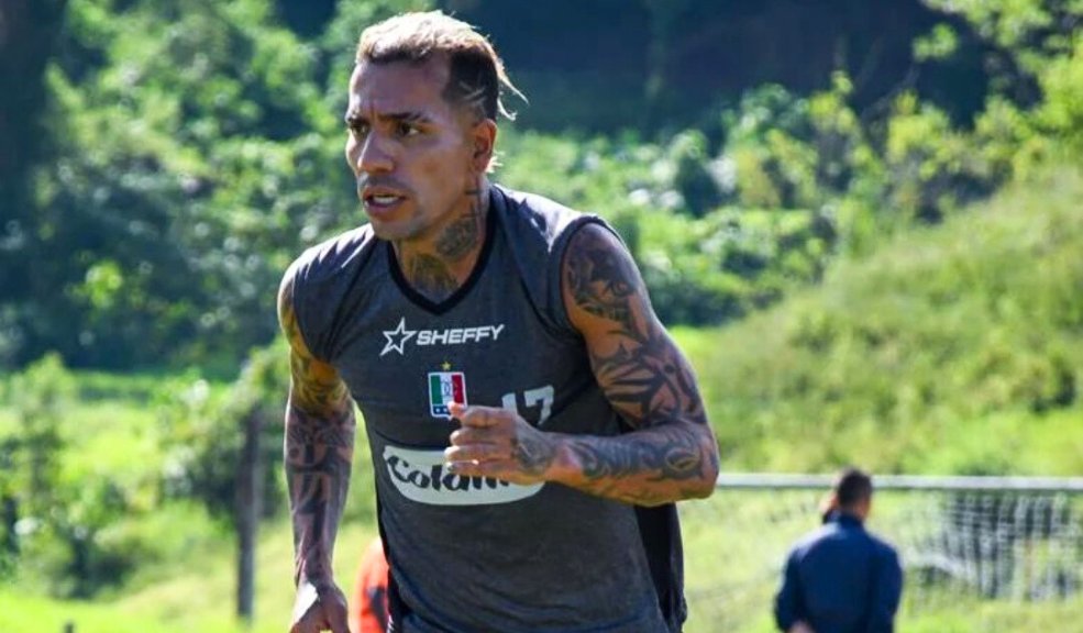¿Dayro Moreno cobra por entrevistas? El futbolista Dayro Moreno ha sido el centro de una polémica en los últimos días, luego de que se conociera que, presuntamente, el jugador estaría cobrando por brindar entrevistas a los medios de comunicación.