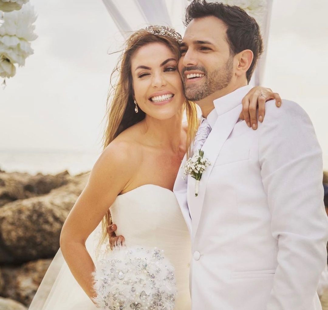 Alejandro Estrada reveló cómo está llevando la tusa por Nataly Umaña 1 Alejandro Estrada reveló cómo está llevando la tusa por Nataly Umaña Alejandro Estrada abrió su corazón y contó cómo está llevando la tusa por Nataly Umaña, quien le fue infiel dentro de 'La Casa de los famosos'.