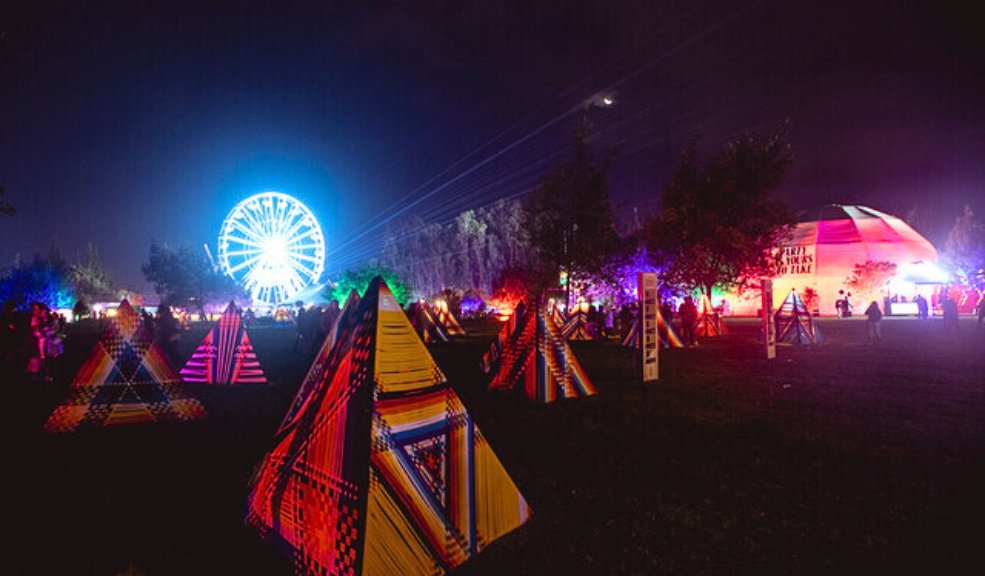 Artistas imperdibles para esta edición del Estéreo Picnic La nueva edición del Festival Estéreo Picnic ya está cerca, y la mayoría de asistentes quieren lograr el mejor lugar para disfrutar de los shows de los artistas más reconocidos, algunas verdaderas leyendas, pero también existe una gran cantidad de invitados que vale la pena seguir y disfrutar de su propuesta musical.
