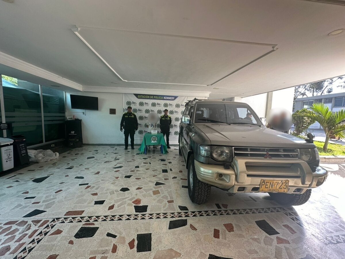 Capturan a pillo por robo de camioneta en Kennedy El sujeto había robado una camioneta avaluada en 60 millones.