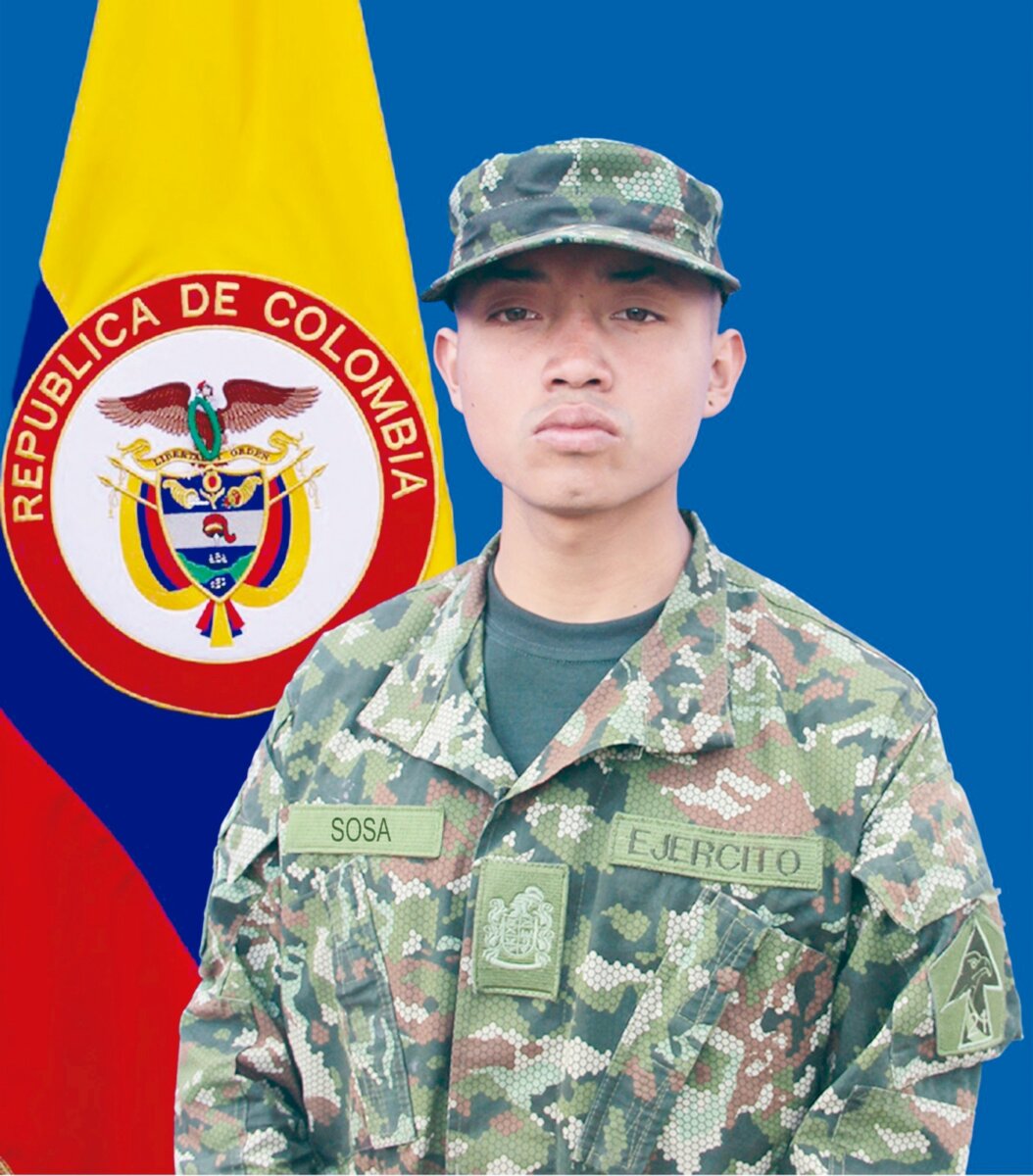 Cárcel para soldado que habría asesinado a su compañero en Cantón Militar 1 Cárcel para soldado que habría asesinado a su compañero en Cantón Militar Un juez de control de garantías ordenó la medida de aseguramiento en centro carcelario para el soldado regular que asesinó a su compañero el pasado 1 de marzo de 2024 en el Cantón Militar Occidental ubicado en Bogotá.