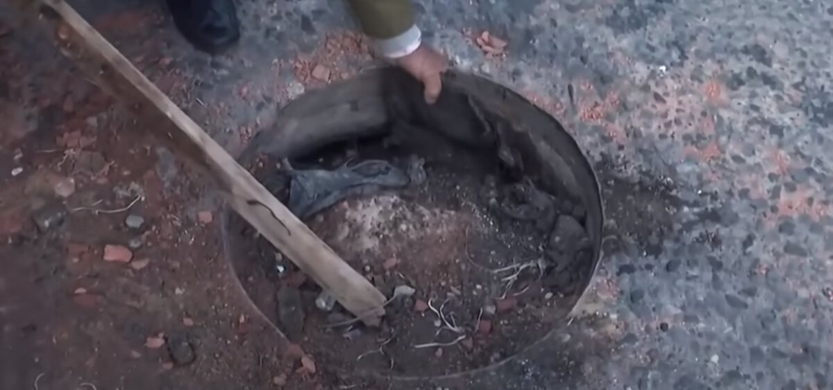 Ciclista murió tras coger un hueco y ser arrollado por un carro Un joven de 18 años murió tras perder el equilibrio por culpa de un hueco y ser arrollado por un vehículo que transitaba en la zona.