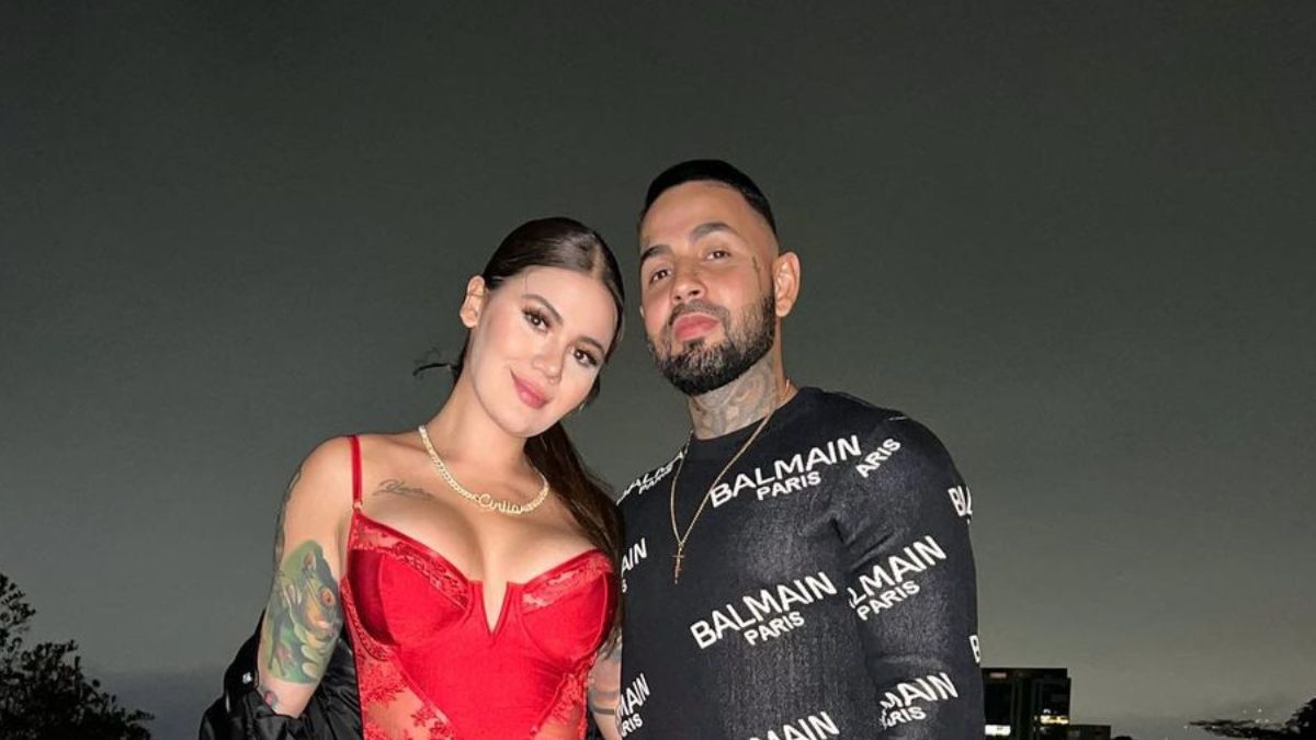 ¿Volvieron? Cintia Cossio y Jhoan López se dieron apasionado beso El año pasado la pareja tomó la decisión de separarse.