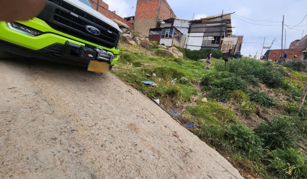 Crimen de Brayan en Ciudad Bolívar Este domingo, un joven identificado como Brayan fue asesinado a bala en la invasión Villa Esperanza de la localidad de Ciudad Bolívar. Q'HUBO estuvo en el lugar del crimen.