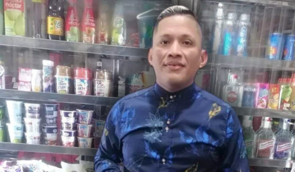 Él era Juan Daniel, el hombre asesinado frente a su casa en Usme 2 Él era Juan Daniel, el hombre asesinado frente a su casa en Usme Juan Daniel Saavedra, de 37 años, fue asesinado cuando se encontraba llegando a su lugar de residencia ubicada en la localidad de Usme.