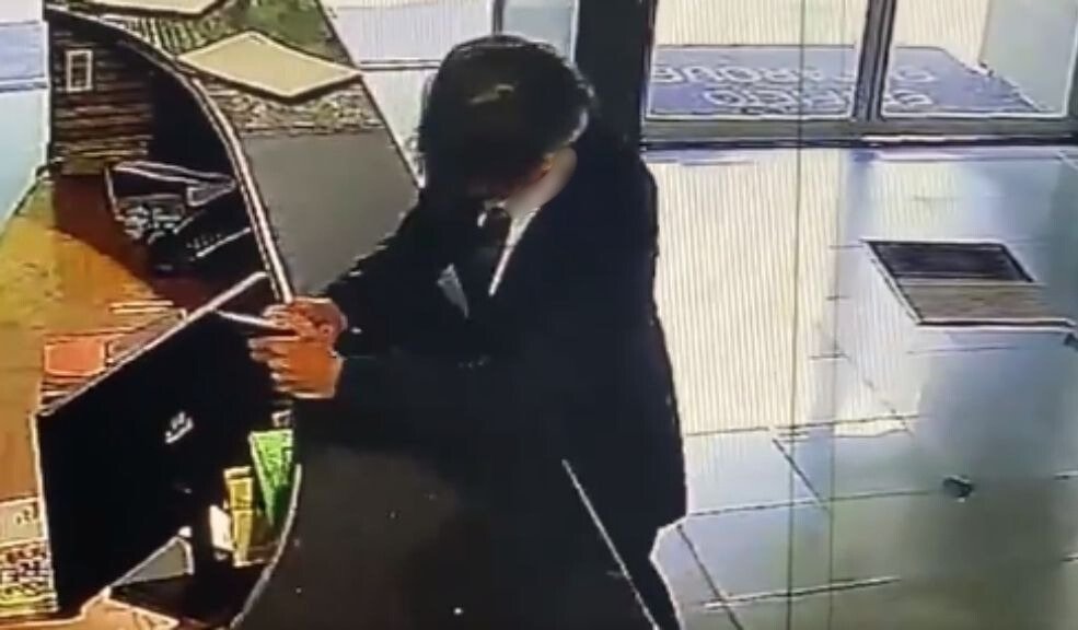 "Me dispararon, ven pronto": estas fueron las últimas palabras del empresario Roberto Franco A pocas horas de cumplirse un mes del homicidio del empresario Hernán Roberto Franco en el Parque de la 93 a manos de sicarios, se revelaron detalles clave dentro de la investigación.