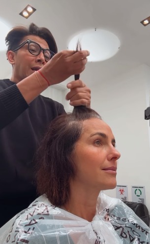 “Me siento horrible”: Paola Turbay no ha podido con su nuevo look A pesar de que no se siente cómoda, la actriz reveló que su nuevo look ha sido todo un éxito. ¿Qué tal le parece?