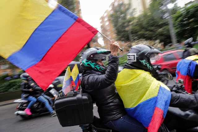 Movilización de moteros hoy en Bogotá: estos son los puntos de encuentro 1 Movilización de moteros hoy en Bogotá: estos son los puntos de encuentro El gremio de motociclistas anunció una movilización para este domingo 3 de marzo. Le contamos cuáles son los puntos de concentración y vías que se verán afectadas.