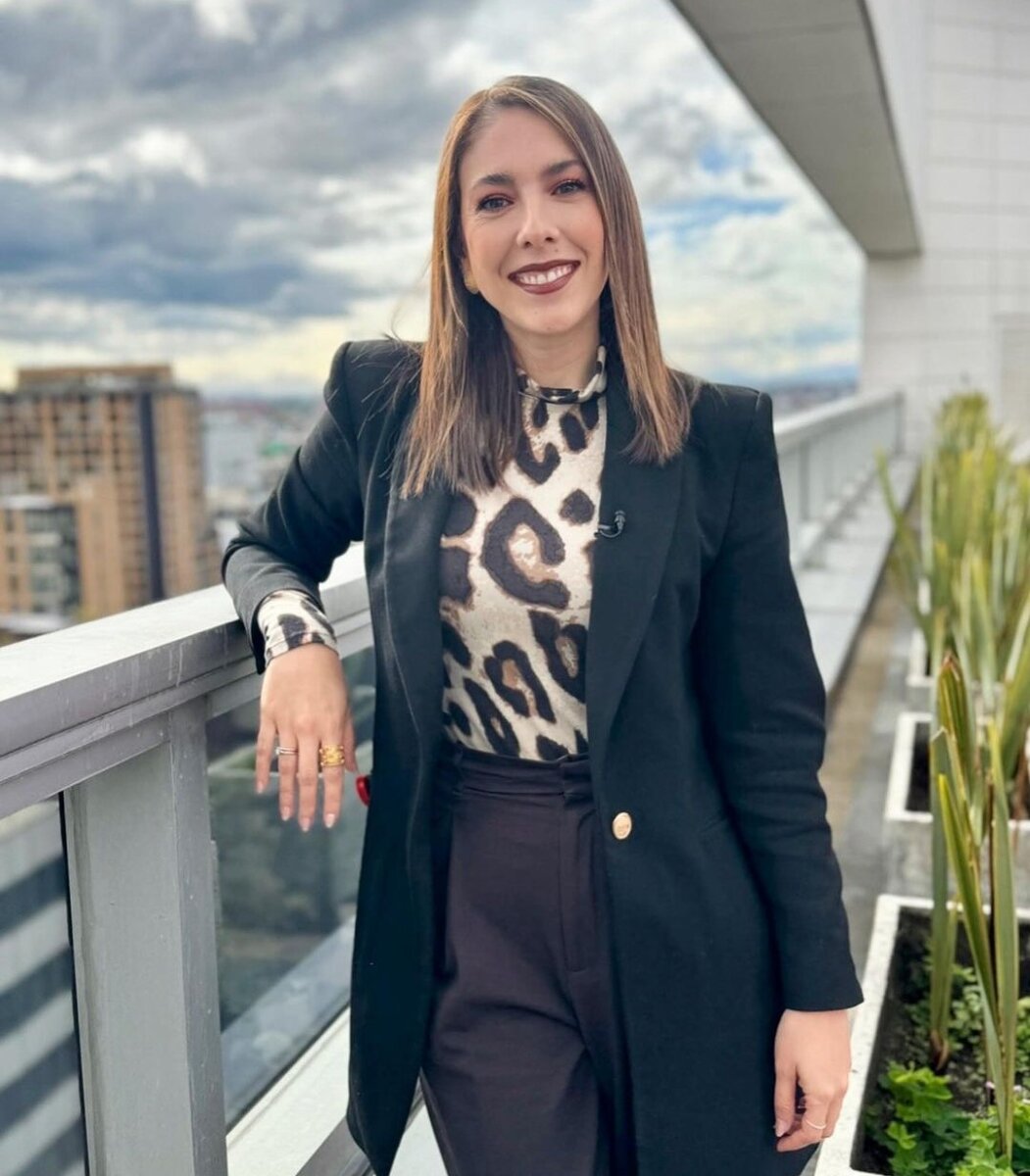 Periodista Juanita Gómez denunció amenazas por parte de los seguidores de Westcol 1 Periodista Juanita Gómez denunció amenazas por parte de los seguidores de Westcol Frente a esto, la periodista de Semana, Juanita Gómez, hizo un video explicando la situación. Sin embargo, empezó a recibir diferentes amenazas por parte de los seguidores del influencer.
