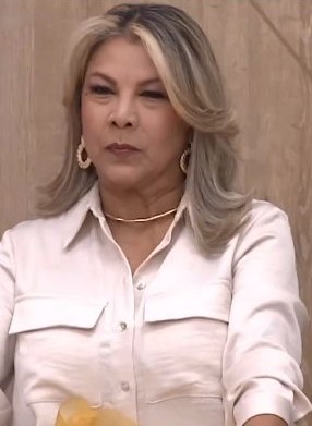 "Qué bueno que vino la mamá": Nataly Umaña habló de su distanciamiento con Melfi 1 "Qué bueno que vino la mamá": Nataly Umaña habló de su distanciamiento con Melfi La visita de la mamá del cantante panameño Miguel Melfi a la casa de los famosos dejó sorprendidos a muchos, no solo por su presencia, sino también por las palabras que le dedicó a su hijo en medio de la polémica generada por su romance con la actriz Nataly Umaña, quien estaba casada con el también actor Alejandro Estrada.