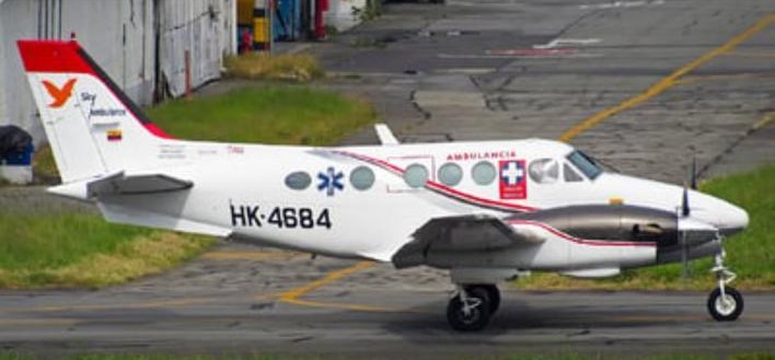 ÚLTIMA HORA: Cuatro personas a bordo de avión ambulancia fallecieron tras fuerte accidente 1 ÚLTIMA HORA: Cuatro personas a bordo de avión ambulancia fallecieron tras fuerte accidente Luego de perder contacto con el avión, recientemente se confirmó el fatal accidente.
