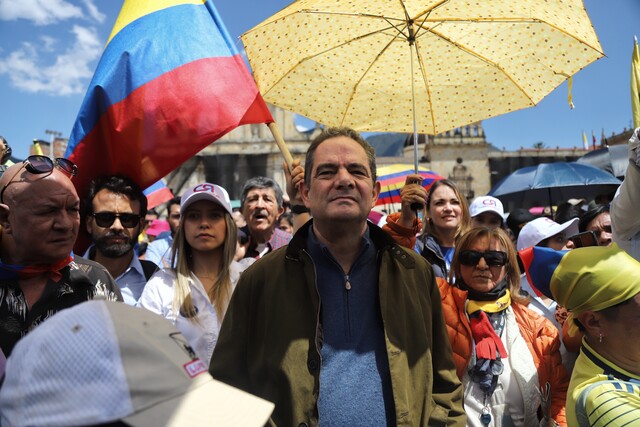 Vargas Lleras asegura que lo han exorcizado "varias veces" A propósito de la Semana Santa, con un video publicado en sus redes sociales, el exvicepresidente Germán Vargas Lleras aseguró que ha recibido exorcismos en diversas oportunidades, sobre todo por dolores en su columna cuando fue parte del Ejecutivo.