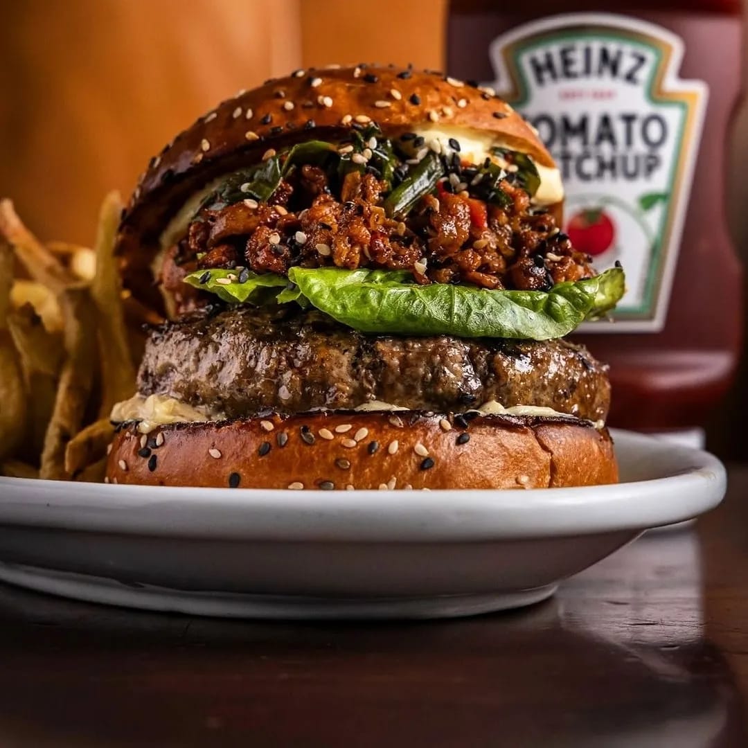 Vuelve el Burger Fest Tour a Bogotá 1 Vuelve el Burger Fest Tour a Bogotá Los aficionados a las hamburguesas podrán disfrutar de una experiencia gastronómica única del 15 al 24 de marzo en Bogotá, Chía y Medellín.