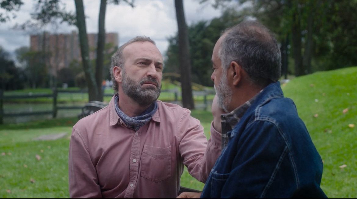 'La Wedding Planner': una mirada cómica y reflexiva sobre temas complejos 2 'La Wedding Planner': una mirada cómica y reflexiva sobre temas complejos En una entrevista con Mariángela Urbina, periodista e influenciadora feminista, y protagonista de la serie 'La Wedding Planner', compartió detalles sobre este innovador proyecto que aborda temas familiares de manera humorística y reflexiva.