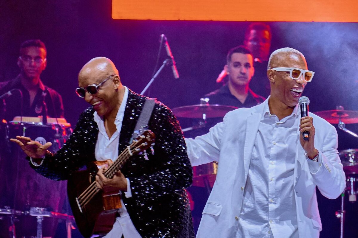 Prográmese para ¡Vive la salsa!, el evento más grande de este género en Bogotá 1 Prográmese para ¡Vive la salsa!, el evento más grande de este género en Bogotá El evento se llevará a cabo los días 21 y 22 de junio en el Parque Simón Bolívar, donde los asistentes podrán disfrutar de los éxitos musicales de los 30 exponentes más importantes y reconocidos de la salsa a nivel mundial.