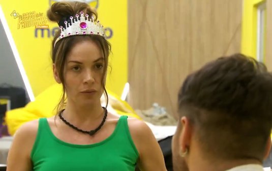 "¡Aquí la que termina las relaciones soy yo!": Nataly Umaña ardida tras la decisión de Melfi Nataly Umaña se fue contra Melfi en el confesionario y dijo: “A mí no me termina nadie, aquí la que termina las relaciones soy yo”.
