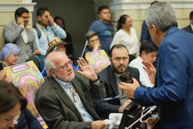 A toda marcha discuten la Reforma Pensional 1 A toda marcha discuten la Reforma Pensional La Reforma Pensional se ha aprobado el 62% en la Plenaria del Senado. Le contamos cómo avanza.