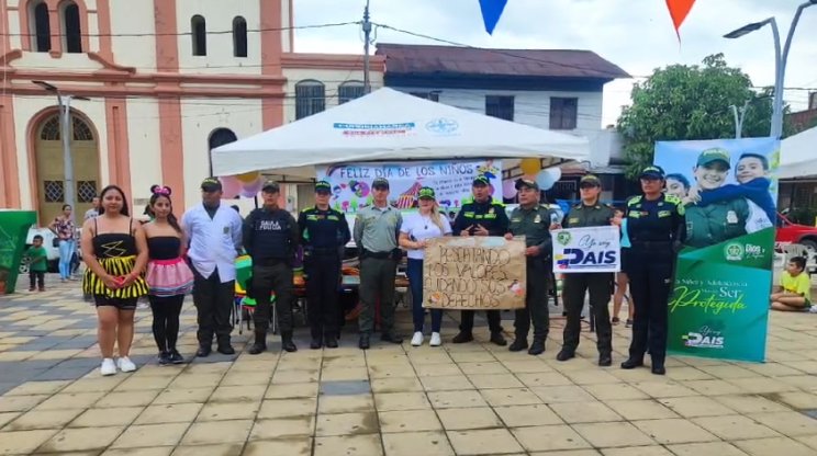 35 personas fueron capturadas por las autoridades este fin de semana en Cundinamarca 2 35 personas fueron capturadas por las autoridades este fin de semana en Cundinamarca La Policía Nacional, a través de sus diversos grupos y unidades especializadas, logró la captura de 35 personas por diferentes delitos en el departamento de Cundinamarca.