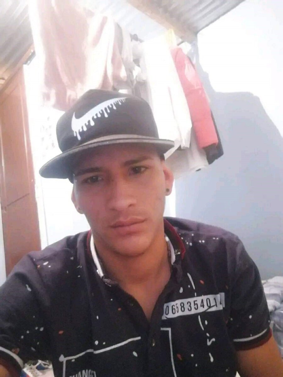Crimen de Jerson David en Soacha En la mañana de ayer, en el vecino municipio de Soacha, barrio San Miguel, la Policía se encontraba haciendo labores de vigilancia y control luego que en horas de la tarde del martes se perpetrara el asesinato de un joven venezolano.