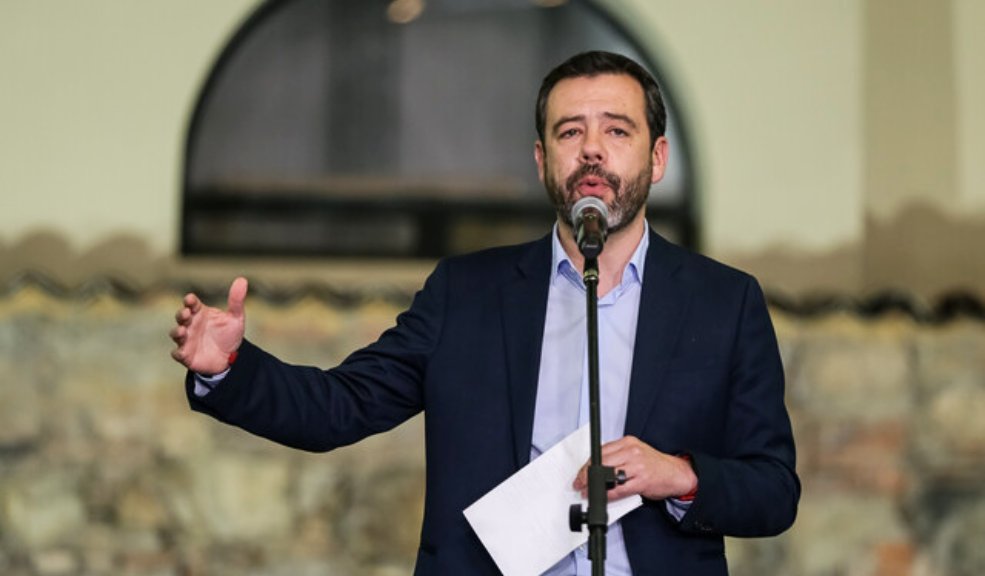 Esta fue la decisión que tomó el alcalde Galán sobre medida de pico y placa 9 Esta fue la decisión que tomó el alcalde Galán sobre medida de pico y placa El alcalde hizo importante anuncio sobre el pico y placa.