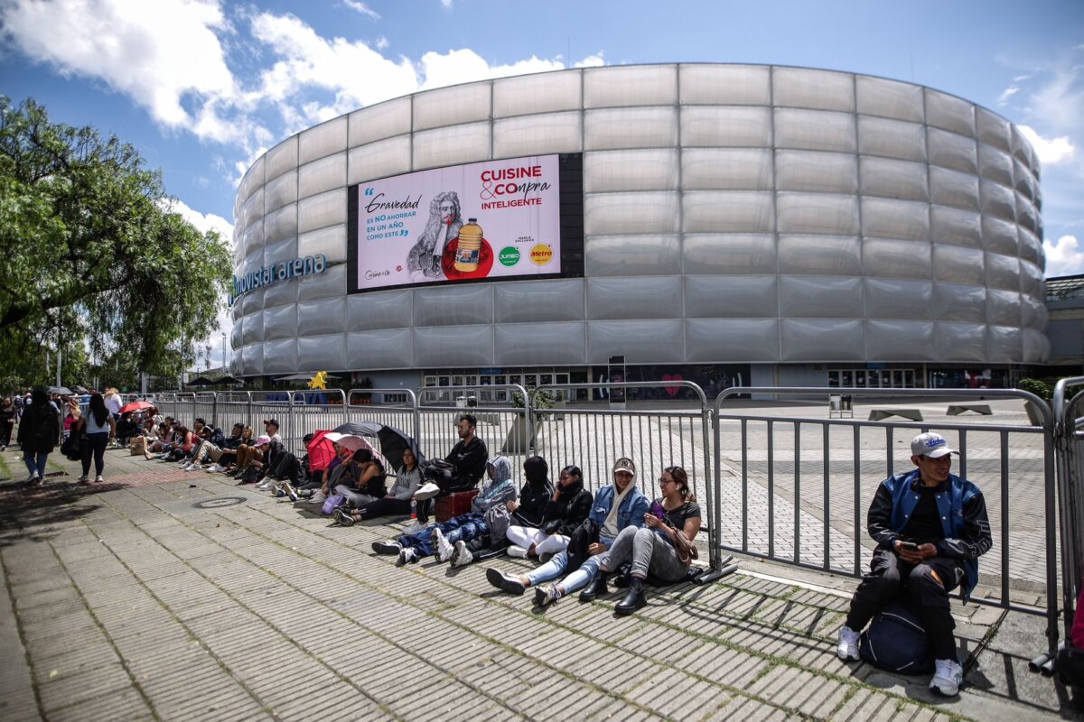Habilitan stand para denuncias de violencia de género en concierto de Karol G 2 Habilitan stand para denuncias de violencia de género en concierto de Karol G En medio de la fiesta que se ha generado en los alrededores del estadio El Campín de Bogotá, a la espera de los dos conciertos de Karol G este fin de semana, entre la venta de todo tipo de objetos relacionados con 'La Bichota', también hay espacio para la prevención sobre la violencia contra las mujeres.