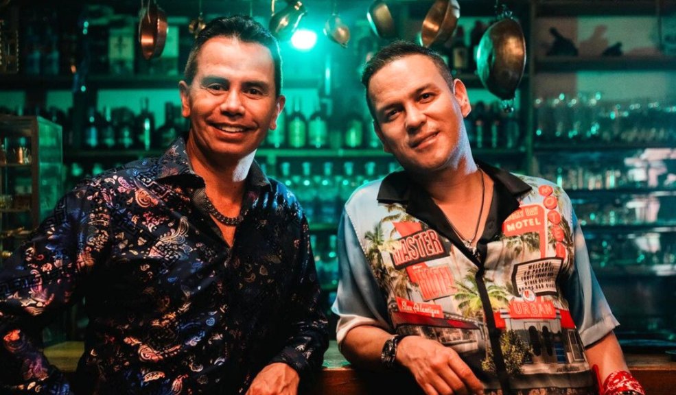 Joaquín Guiller y Jhonny Rivera lanzan su nueva canción 'La Estamos Pasando Bueno' 1 Joaquín Guiller y Jhonny Rivera lanzan su nueva canción 'La Estamos Pasando Bueno' La canción está dirigida a todos aquellos que disfrutan de la rumba y al día siguiente no recuerdan lo que pasó.