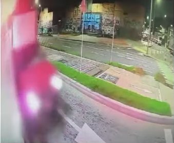 Joven paramédico murió tras ser arrollado cuando atendía un siniestro El joven fue arrollado por un camión cuando atendía una emergencia en la Av. Guayacanes.