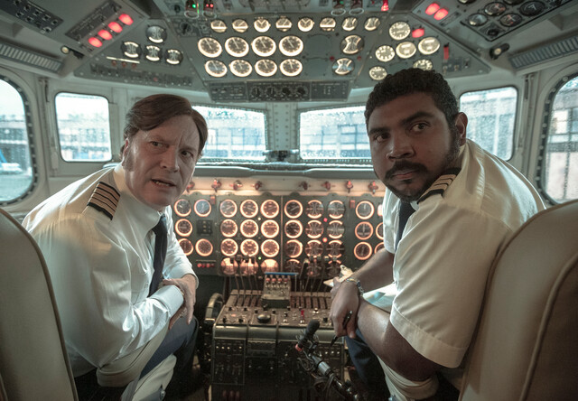 La increíble historia del vuelo 601 se estrena en Netflix En este hecho de la vida real se encuentra basada la nueva serie colombiana que este miércoles, 10 de abril se estrena en la plataforma Netflix bajo el título de ‘Secuestro del vuelo 601’.