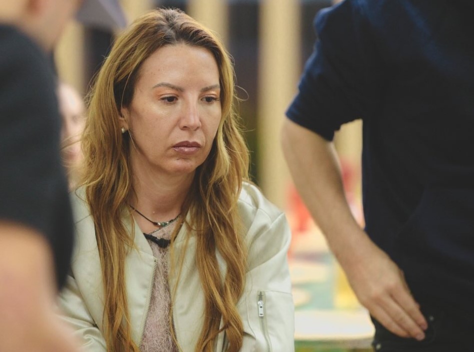 Mafe Walker duramente criticada por desperdiciar agua 1 Mafe Walker duramente criticada por desperdiciar agua Mafe Walker ha desatado críticas al demorarse más de 20 minutos con la ducha abierta en 'La Casa de los Famosos', los internautas critican su actitud, puesto que actualmente pasamos por un racionamiento de agua.