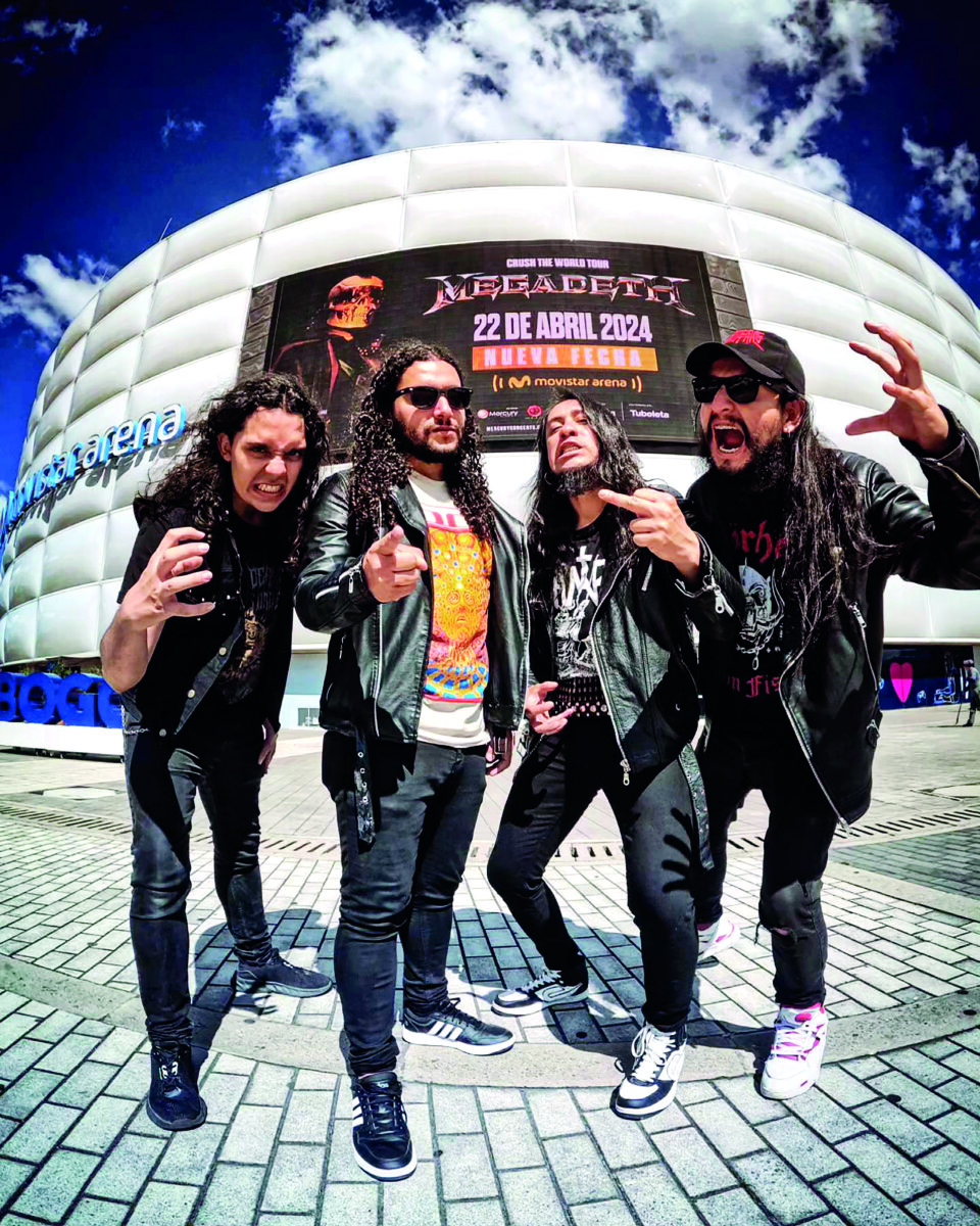 Perpetual Warfare, el metal de exportación, hecho en Bogotá, telonero de Megadeth Entrevista con la banda de metal bogotana, Perpetual Warfare, que está dando pasos de gigantes, codeándose con míticas bandas del género. Vienen de abrirle los dos conciertos a Megadeth, en el Movistar Arena.