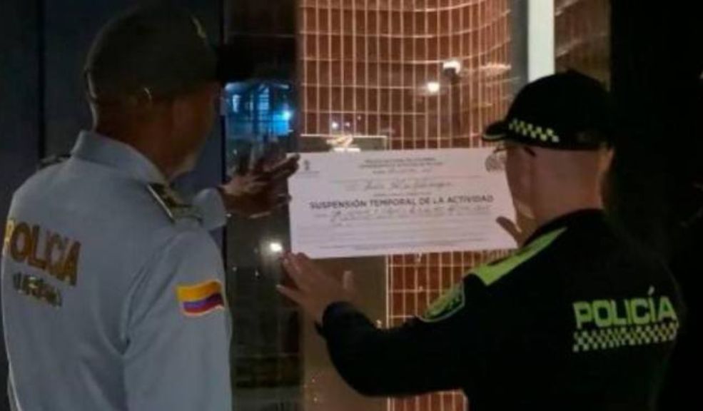 Revelan la identidad del extranjero que estaba con dos menores en un hotel El estadounidense ya salió del país, pero el proceso continúa.