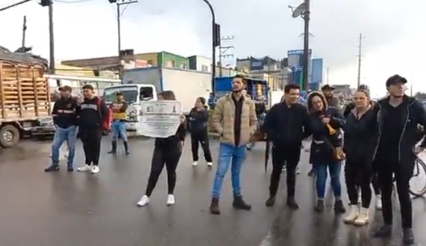 TransMilenio cierra 5 estaciones en Soacha por manifestaciones 1 TransMilenio cierra 5 estaciones en Soacha por manifestaciones En la tarde de este lunes se registran movilizaciones en el sur de Bogotá y el municipio de Soacha, razón por la cual TransMilenio anunció el cierre de 5 estaciones.