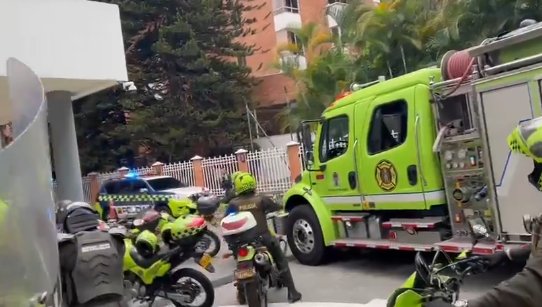 ÚLTIMA HORA: Médico habría sido asesinado por paciente en una clínica El paciente también le habría prendido fuego al consultorio.