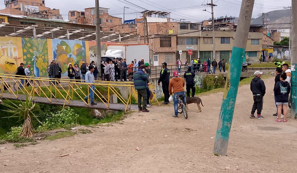 Conmoción por hallazgo de cadáveres en Soacha Hay gran preocupación entre los habitantes de Soacha tras la aparición de cuatro cadáveres esta semana. Tres de los cuerpos fueron hallados en menos de 24 horas en diferentes partes del vecino municipio.